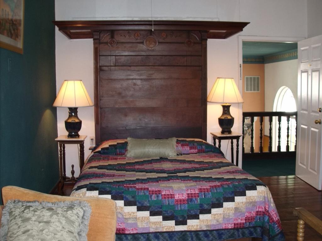 Lundeen Inn Of The Arts لاس كروسيس، نيومكسيكو المظهر الخارجي الصورة