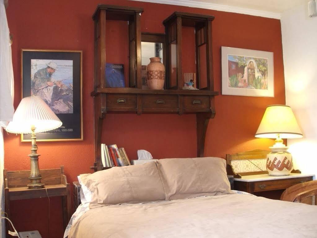 Lundeen Inn Of The Arts لاس كروسيس، نيومكسيكو المظهر الخارجي الصورة